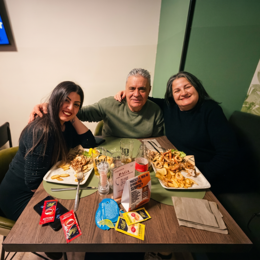 Famiglia a cena nella spaghetteria 140 Grammi Pessina in Via Pessina a Cagliari